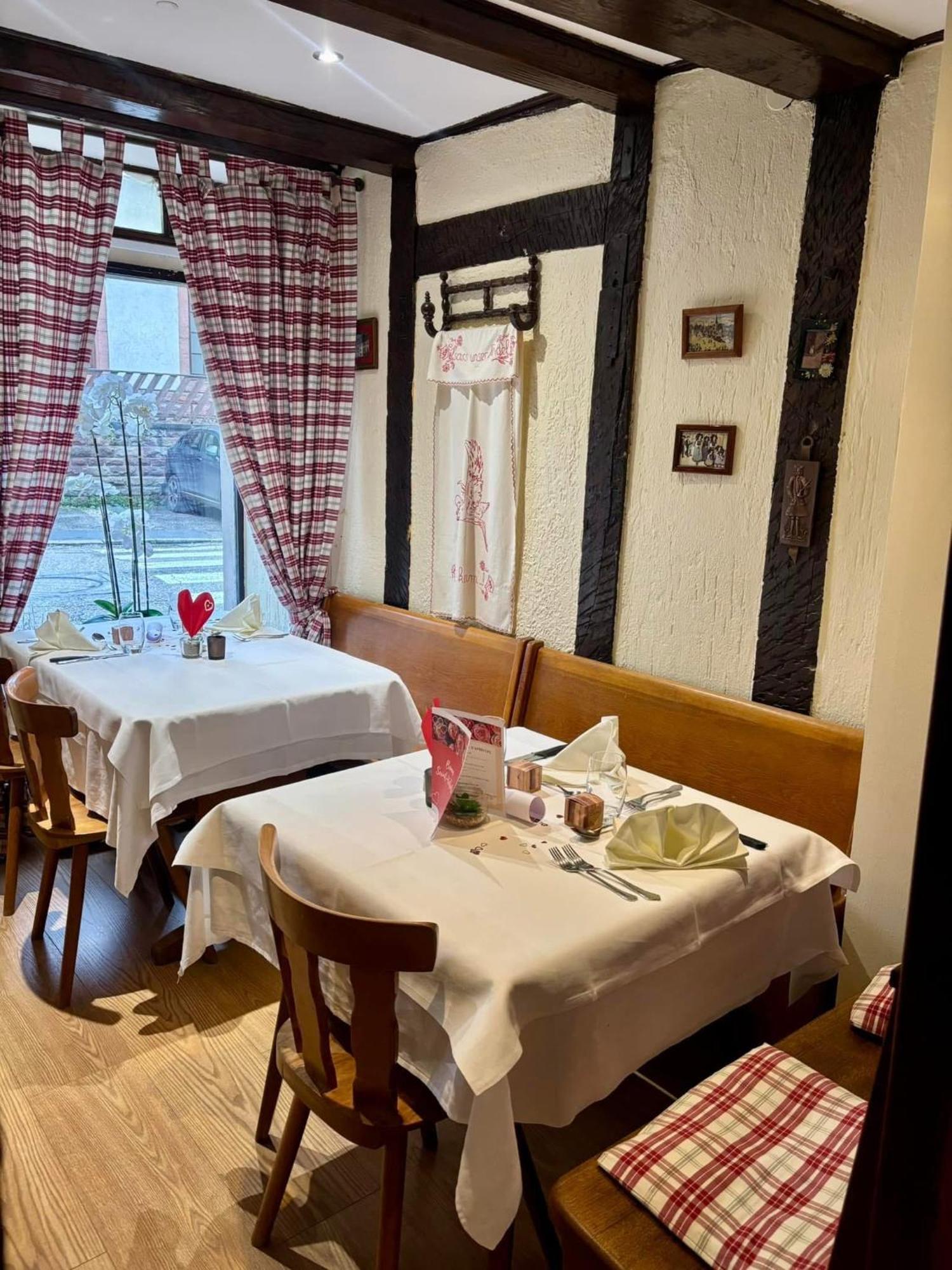 Hotel Restaurant Aux Trois Roses La Petite-Pierre Ngoại thất bức ảnh