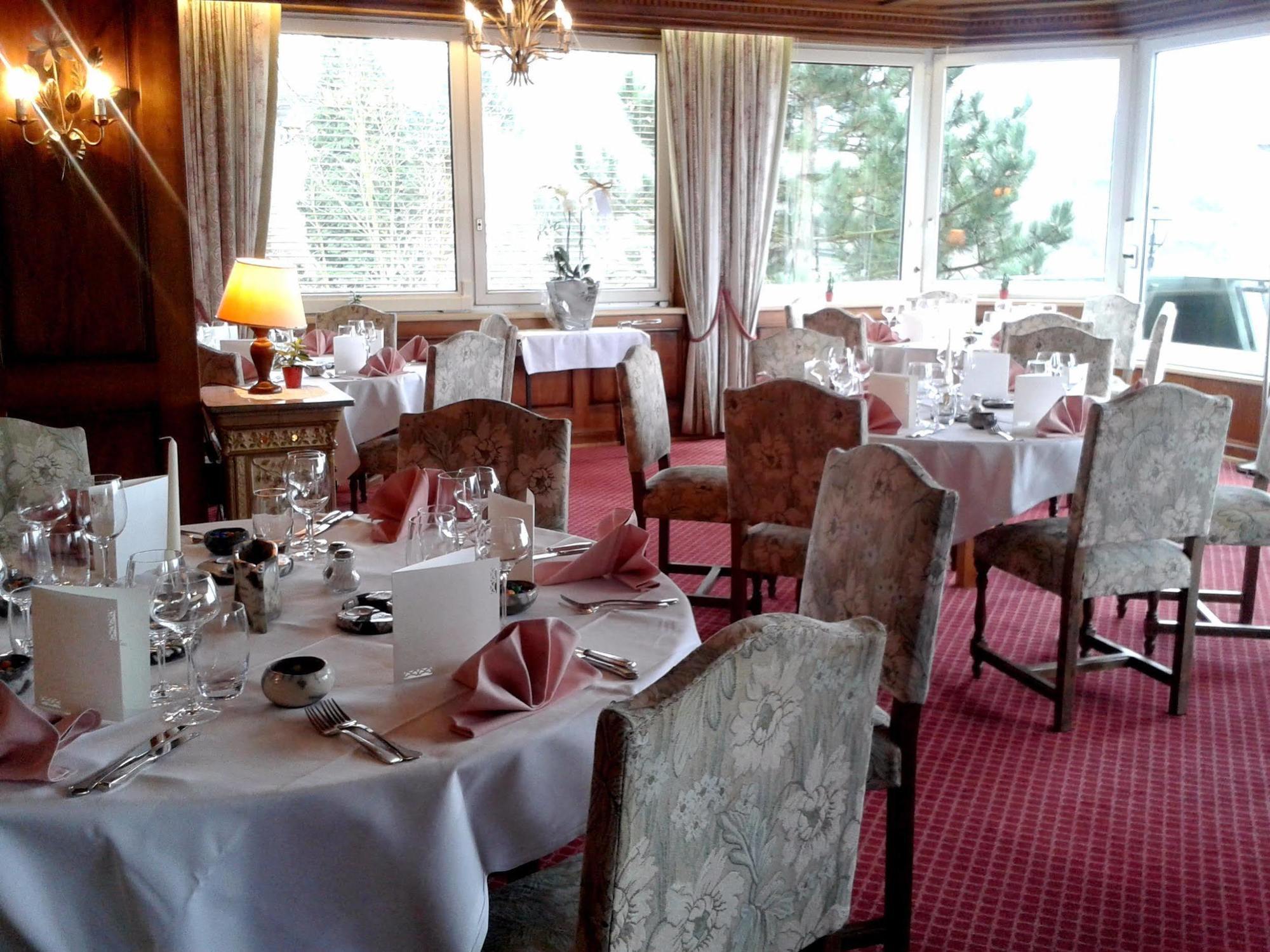 Hotel Restaurant Aux Trois Roses La Petite-Pierre Ngoại thất bức ảnh